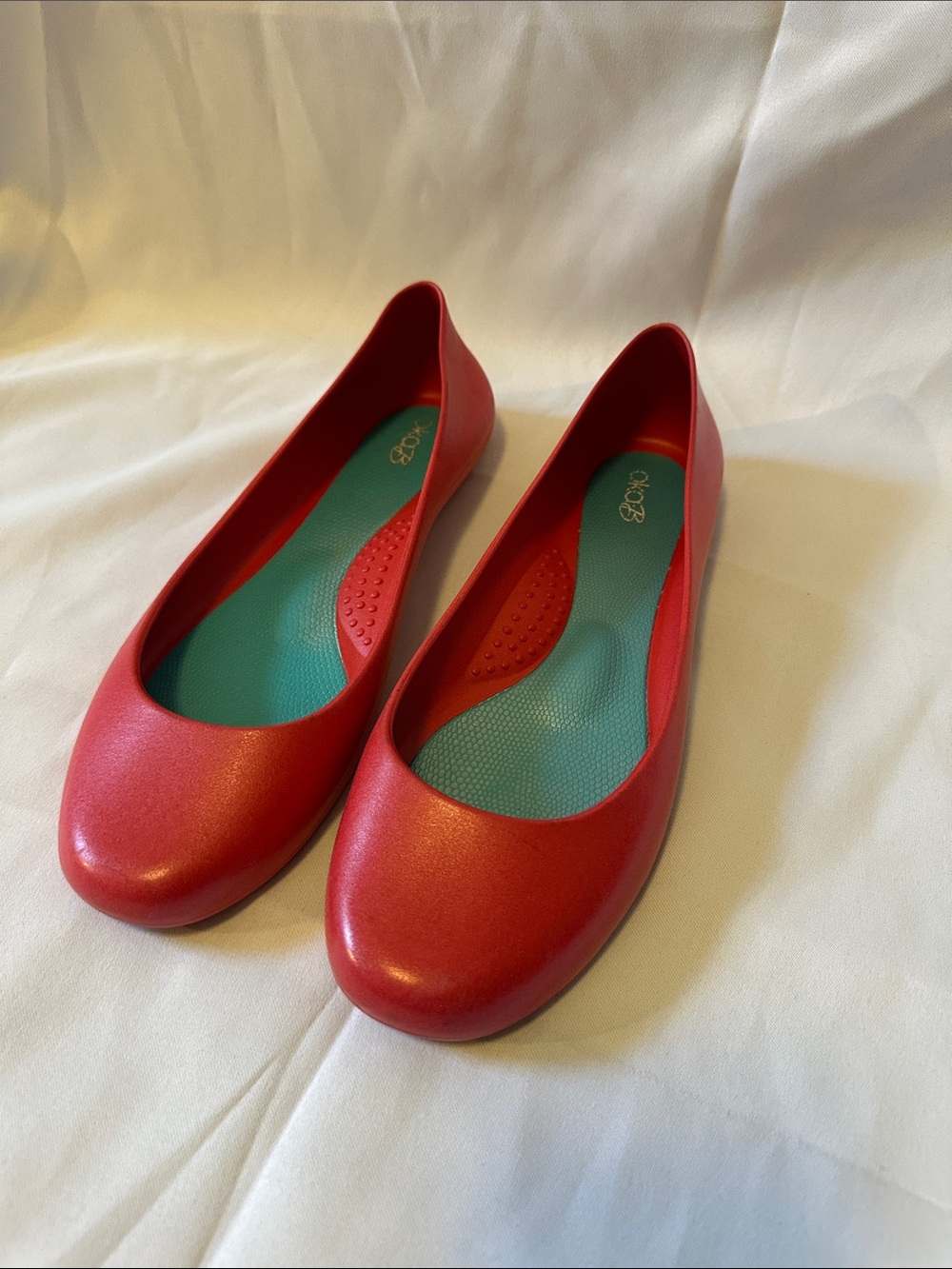 Women's Red Slip-On Ballet Flats with Cushioned Insole